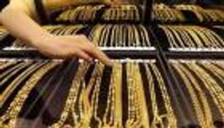 900 جنيه انخفاضاً في أسعار الذهب بمصر.. هل يستمر التراجع؟