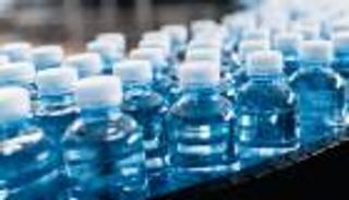 7 علامات تجارية للمياه المعبأة الأكثر استهلاكا في العالم