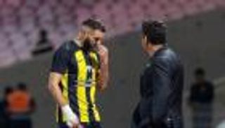 في ليلة العودة الآسيوية.. كريم بنزيما يحرج نفسه بهدف (فيديو)