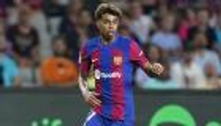 لامين يامال يكتب التاريخ مع برشلونة في دوري أبطال أوروبا