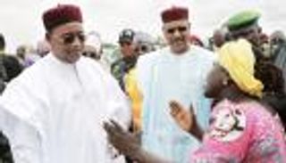 «خيط مكيدة» لرتق «شرخ خيانة».. هل يرمم يوسوفو صداقته ببازوم؟