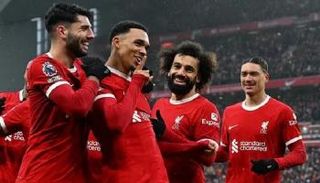 لاعبو فريق ليفربول