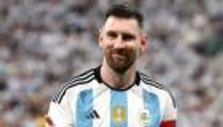كواليس مثيرة.. كيف تسبب ميسي في طرد جمال بلماضي من منتخب الجزائر؟