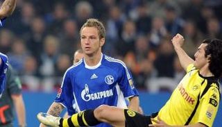 إيفان راكيتيتش في ديربي الرور