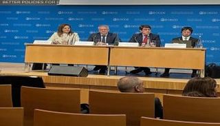 الدكتور هالة السعيد أثناء مشاركتها بمؤتمر منظمة التعاون الاقتصادي والتنمية