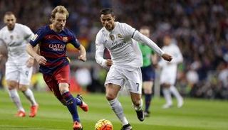 رونالدو ضد راكيتيتيش في الكلاسيكو