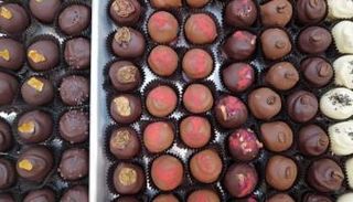 مع ارتفاع أسعار الكاكاو.. هل سترتفع تكلفة قطعة الشوكولاتة؟