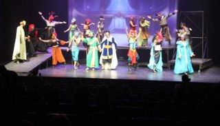 مشهد من عرض "كتاب علاء الدين"