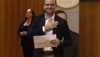 هاريس دوكاس عمدة أثينا