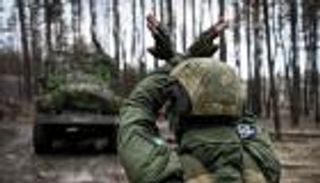 الأسلحة الكيماوية تظهر على الساحة الأوكرانية.. اتهامات روسية لكييف