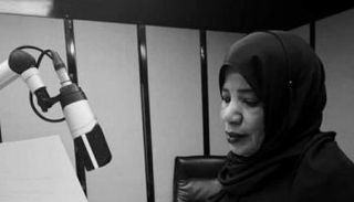 الإذاعية العمانية نجاة سعد 