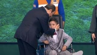 السيسي يحقق أمنية طفل من غزة