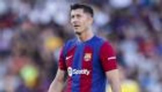 باعتراف ليفاندوفسكي.. 3 أبواب تنقذ موسم برشلونة