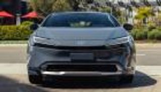 تويوتا Prius Prime SE.. السيارة الأكثر صداقة للبيئة في 2024