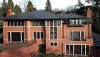 تصميمات فاخرة.. أفخم 10 قصور لنجوم كرة القدم (صور)