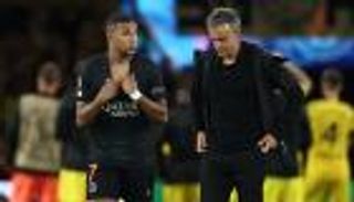 فن اللامبالاة.. مبابي يتحول لمتفرج في باريس سان جيرمان (فيديو)