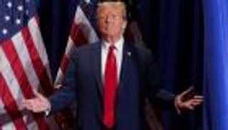 نصر جديد لترامب عشية «الثلاثاء الكبير».. الملياردير يربح قضية «عدم الأهلية»