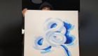 رسام يتهم تشكيلية سعودية بسرقة لوحته.. ما القصة؟ (فيديو)