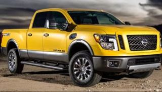 شاحنة Nissan Titan XD Crew Cab