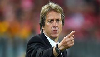 ياسين بونو حارس مرمى الهلال السعودي