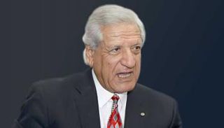 فخري الفقي مساعد مدير تنفيذي سابق بصندوق النقد الدولي