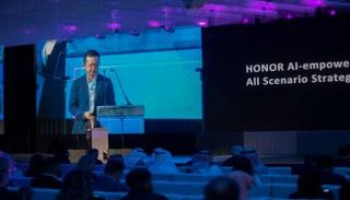 علامة HONOR تعلن عن إطلاقها الإقليمي الأول لهاتفها الرائد