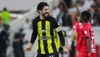 بث مباشر مباراة الاتحاد والأخدود 