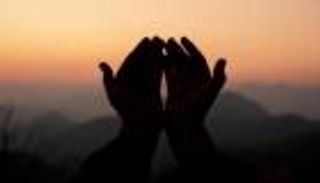 دعاء آخر جمعة من شعبان 2024.. «اللهم اجعله رمضانا مباركا»