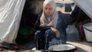 لا يوم عالمياً للمرأة في غزة.. أمهات الأطفال الجوعى: «اقتربت القيامة»