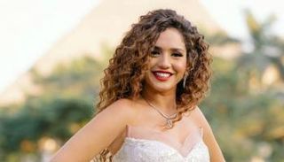الفنانة رنا رئيس