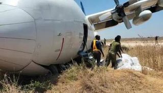 جانب من خروج الطائرة عن مسارها