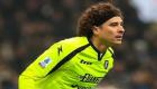 1000 هدف تدخل حارس مرمى تاريخ كرة القدم