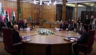 جانب من اجتماع فرقاء ليبيا بجامعة الدول العربية 