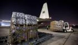 المساعدات الإنسانية الإماراتية إلى غزة.. 180 طائرة خلال 125 يوما