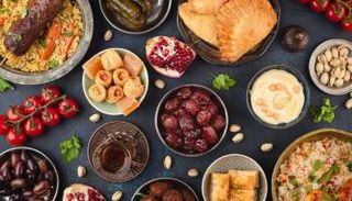 مائدة إفطار رمضانية