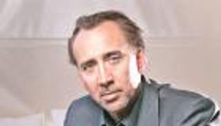 بعد 30 عاما.. نيكولاس كيدج يفجر مفاجأة عن «الأوسكار» الوحيدة في مسيرته