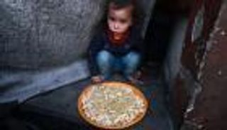 مساعدات غزة.. سفينة ثانية تتأهب لشق «المتوسط» و«الخط البحري» يتجهز