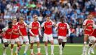 هيمنة ألمانية.. جولة داخل أسطول سيارات نجوم أرسنال (صور)