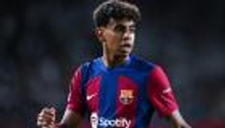 بسبب لعنة ميسي.. هل يقضي برشلونة على موهبة لامين يامال؟