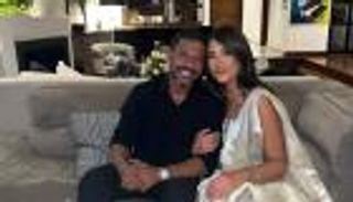 خطوبة هاني فرحات ودنيا جمعة.. حفل بسيط لأشهر موسيقار عازب (صور)