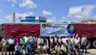 قوافل السلال الغذائية.. هدية إماراتية رمضانية لأسر شهداء اليمن (صور)