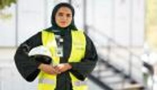 مريم بونفور.. وجه إماراتي واعد في مجال الاستثمار بالطاقة المتجددة