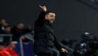 رغم ترسيخ العقدة.. اعتراف صادم من تشافي لجماهير برشلونة