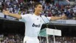 بسيناريو مكرر.. هل ينتقل «عاشق رونالدو» إلى ريال مدريد؟