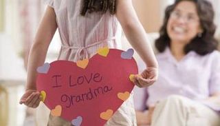 عيد الأم 2024