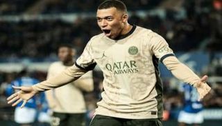 كيليان مبابي لاعب باريس سان جيرمان