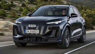 سيارة Q6 e-tron موديل 2025