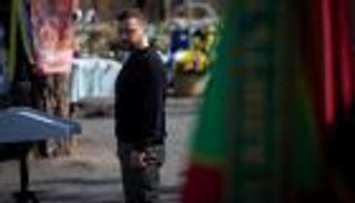 سماء كييف «تمطر» صواريخ.. وزيلينسكي يطارد «الأمل الأخير»