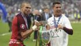 في مباراة البرتغال وسلوفينيا.. بيبي يقتحم تاريخ كريستيانو رونالدو