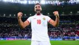 «ميسي الأردن» إماماً في صلاة التراويح (فيديو)